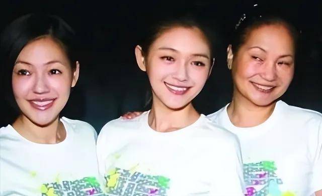 ！七旬老母为争遗产撕破脸CQ9电子网站惊