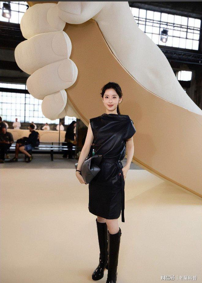 次搭上杜海涛的章泽天野心终于藏不住了CQ9电子平台网站风水轮流转！这一(图5)